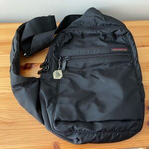 One shoulder purse knapsack